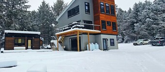 Modern Moosehead Lake Chalet with Private Deck