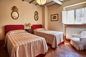 5 bedrooms, free WiFi