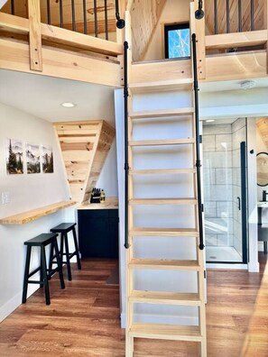 Interior - The Charlotte: cozy mountain cabin with huge views (Ironton)