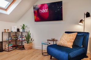 Smart TV, books