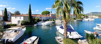 PORT GRIMAUD Enlarged house - 2 terraces and 12m mooring