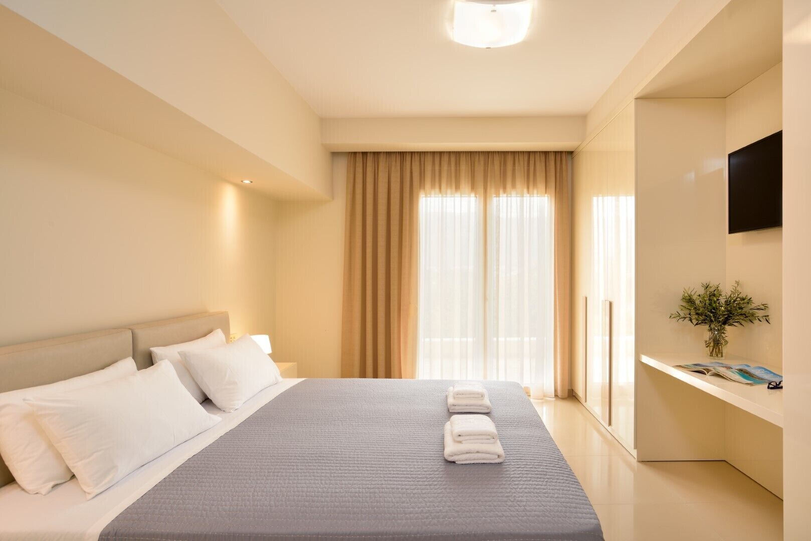 7 多间卧室、客房内保险箱、熨斗/熨衣板、旅行婴儿床