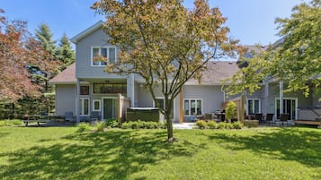 162 Vacation Inn (No Pets) | Terrace/patio