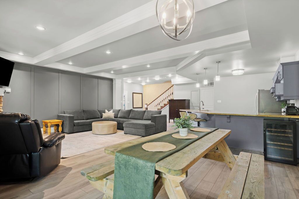 174 Vacation Inn (No Pets) | Living area | 45-inch Smart TV with digital channels, fireplace