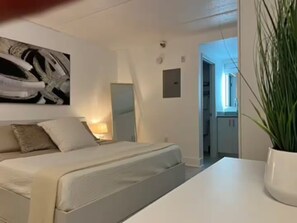 1 chambre, fer et planche Ă repasser, Wi-Fi, draps fournis