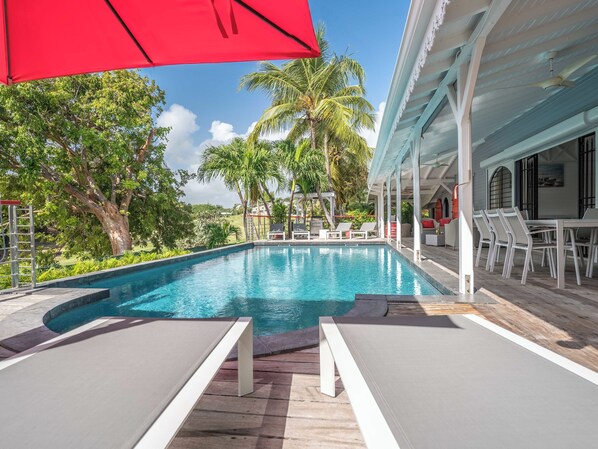 Pool - Villa Orée du golf, with breathtaking views and access to the golf course (Saint-François)