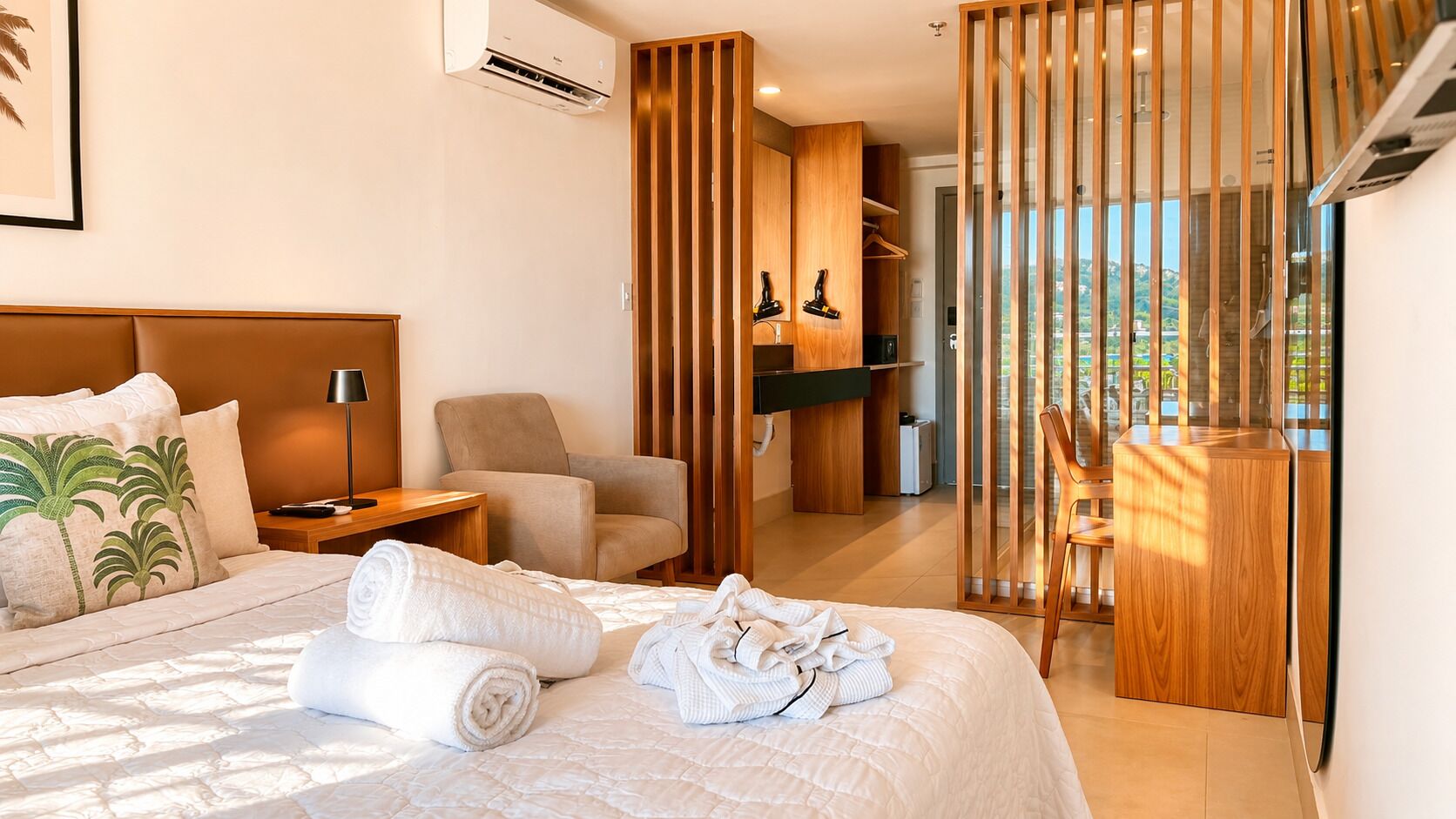Suite Master | Free cots/infant beds, free WiFi, bed sheets