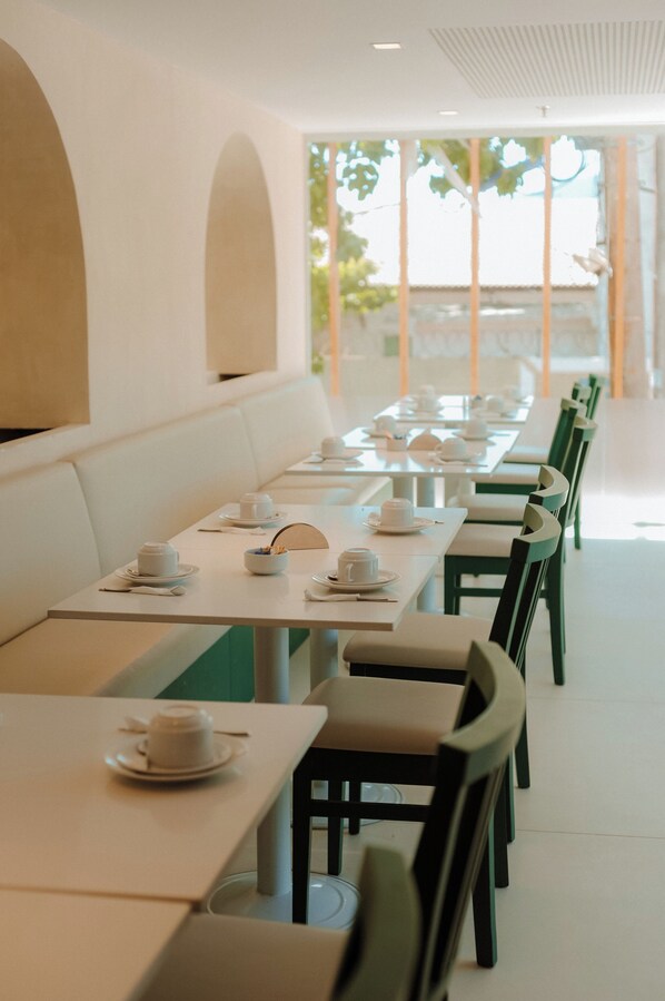 Colazione a buffet inclusa, servita tutte le mattine 