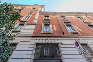 Front of property - notaMi - MANSARDE BELVEDERE DUOMO (Milan)