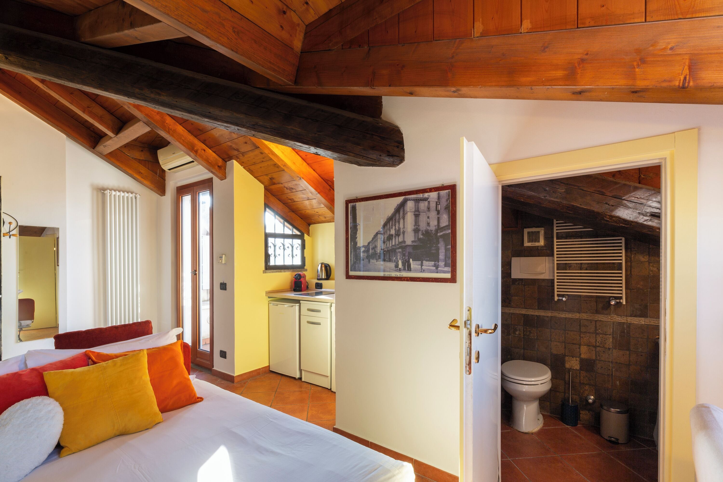 Studio Ville, balcon, vue ville
