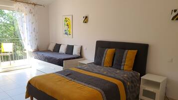 1 bedroom, WiFi, bed sheets