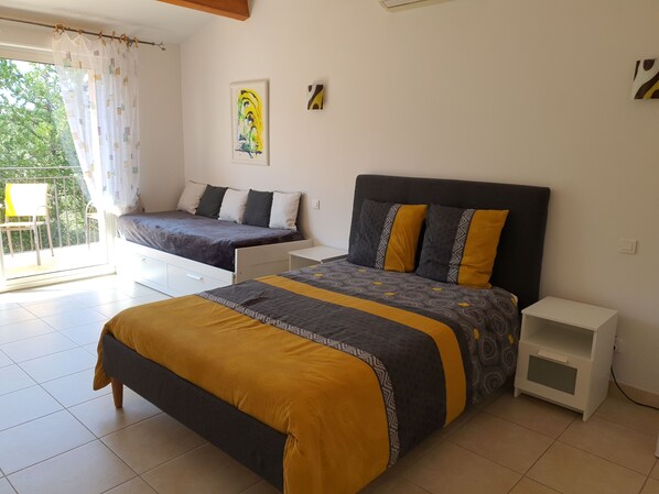 1 bedroom, WiFi, bed sheets