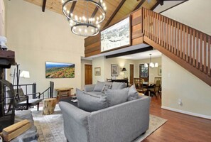 Smart TV, chimenea