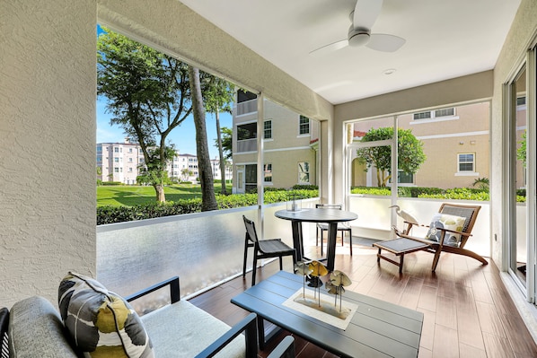 Outdoor dining