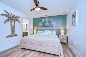 3 chambres, fer et planche à repasser, Wi-Fi, draps fournis