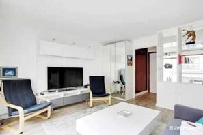 TV - Cosy studio - 2P - Trocadéro (Paris)
