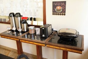 Desayuno buffet incluido todos los días 