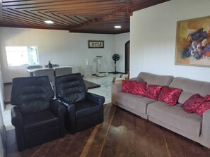 Televisión de pantalla plana