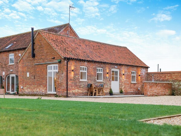 Exterior - The Stables - UK46003 (Cranswick, near Driffield)