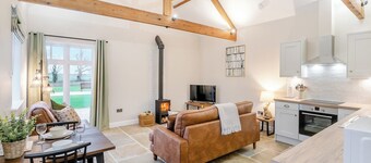The Stables - UK46003