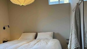 Room - Lovely 2-bed Apartment in Central Akureyri (Akureyri)