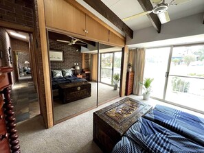 4 bedrooms, iron/ironing board, WiFi, bed sheets - EntireHome: BasinWaterStays Waterfront Jetty 4Brms 8Guests (Saint Georges Basin)