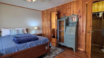 4 Schlafzimmer, Bügeleisen/Bügelbrett, WLAN, Bettwäsche