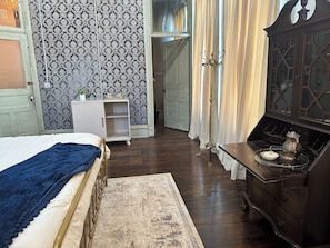 Single Room, City View