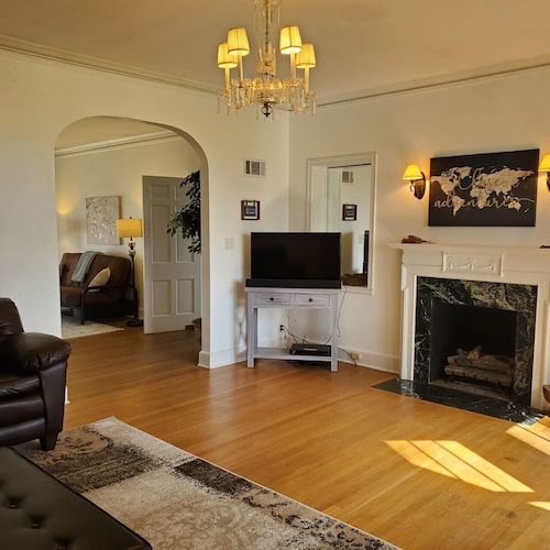 Country Refuge on 5 acres (3 BR/2BA)