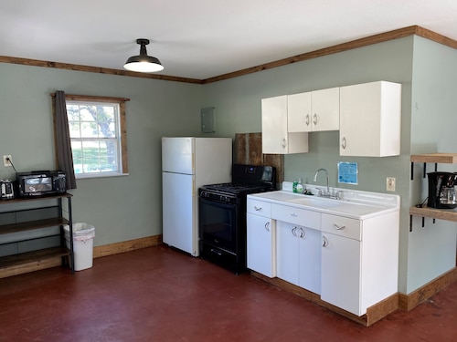 Riverbend on the Frio Cabin 2