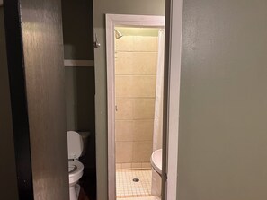 Bathroom - Riverbend on the Frio Motel 12 (Concan)