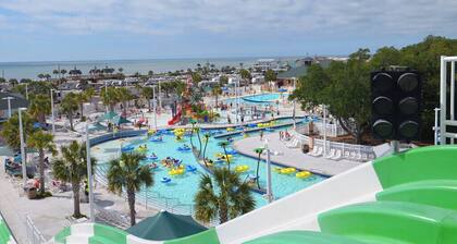 Ocean Lakes Walk to Beach! Waterpark! Arcade! Dogs Welcome!