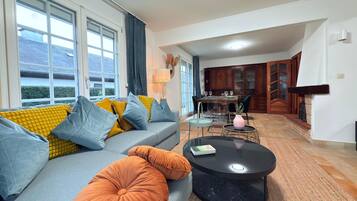 Télévision à écran plat