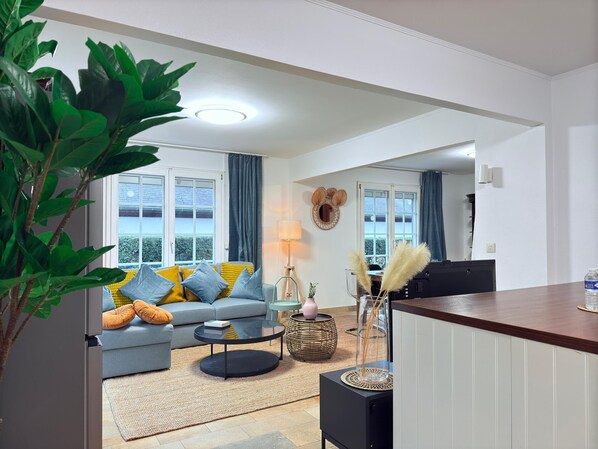 Télévision à écran plat