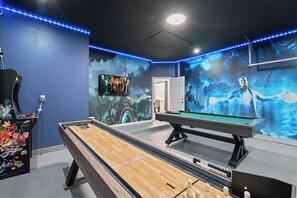Games room - Family-Friendly 5BR Luxury Stay – Minutes from Disney Magic (Kissimmee)