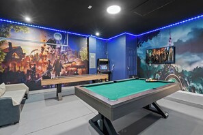 Games room - Family-Friendly 5BR Luxury Stay – Minutes from Disney Magic (Kissimmee)