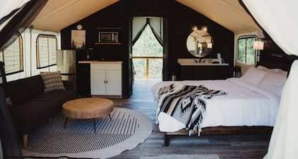 The Chetopa, Luxury Safari Tent