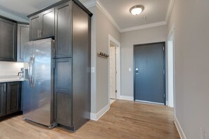 Interior - Nations Sky Retreat 2BR | Private Rooftop Views (Nashville)