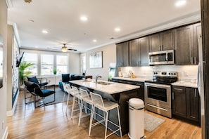 Coffee/tea maker, fridge, microwave, oven - Nations Sky Retreat 2BR | Private Rooftop Views (Nashville)