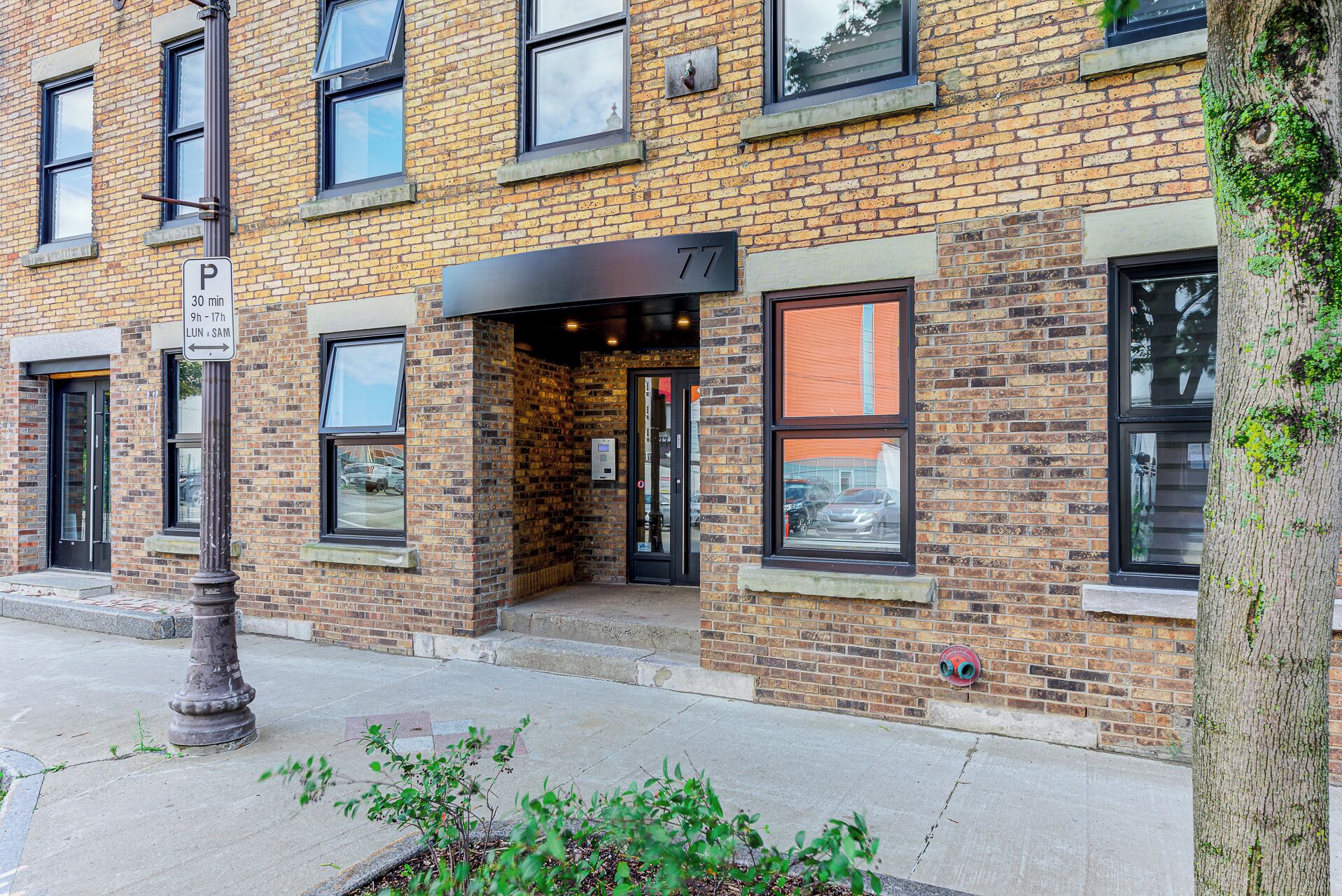 Entrada de la propiedad