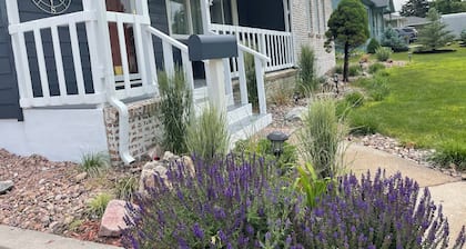 The Hillside Ranch: Relaxing Modern 4bd 2ba Oasis