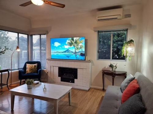Relax in a cozy house,BBQ,10 mins from the beaches