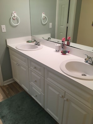 Shower, towels, soap, toilet paper