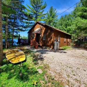 Exterior - Spectacular Views of Lake (Traverse City)