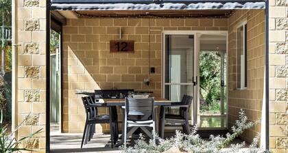 River Tree Chalet |Home by the River