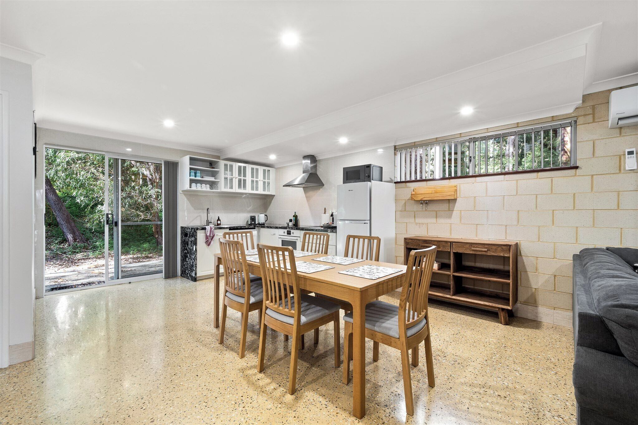 微波炉、烤箱、炉灶、洗碗机