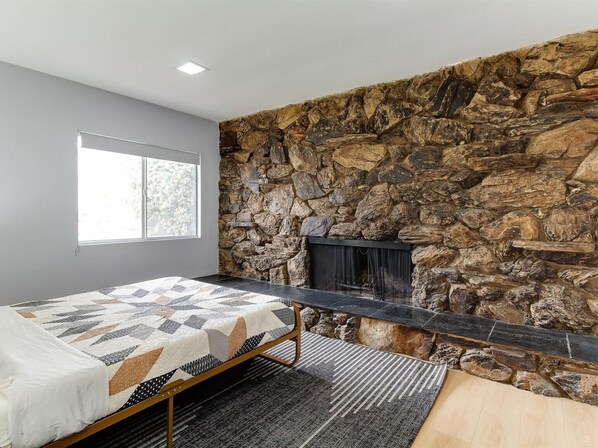 4 chambres, fer et planche à repasser, accès au Wi-Fi (inclus)