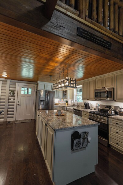 Dale hollow lake cabin