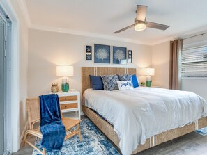 3 bedrooms, iron/ironing board, WiFi, bed sheets