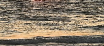 Beachy 3-bedroom Villa on Siesta Key with WiFi, AC